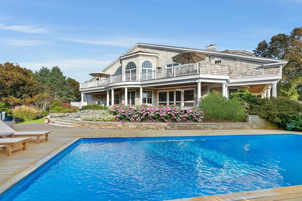 17 Water Mill Heights, Water Mill. Photo courtesy of Hedgerow Exclusive Properties
