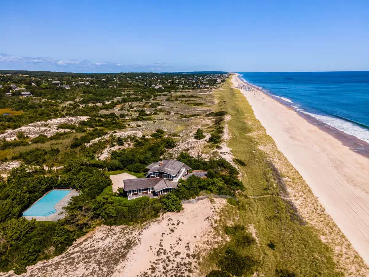 325 Bluff Road, Amagansett. Photo courtesy of Hedgerow Exclusive Properties