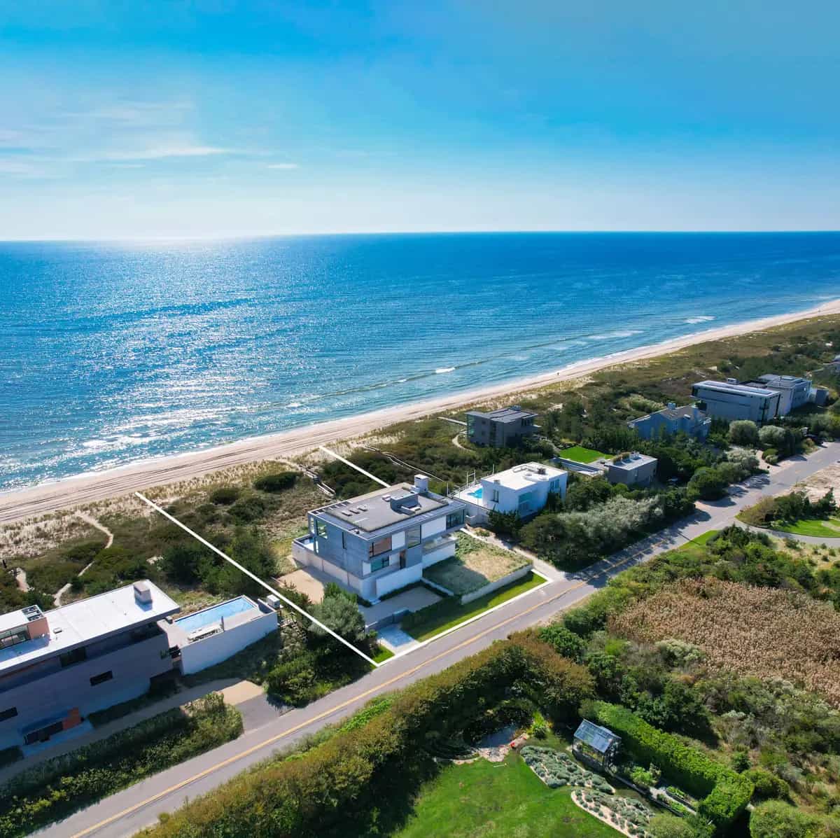 35 Dune Road, Bridgehampton. Photo courtesy of Hedgerow Exclusive Properties