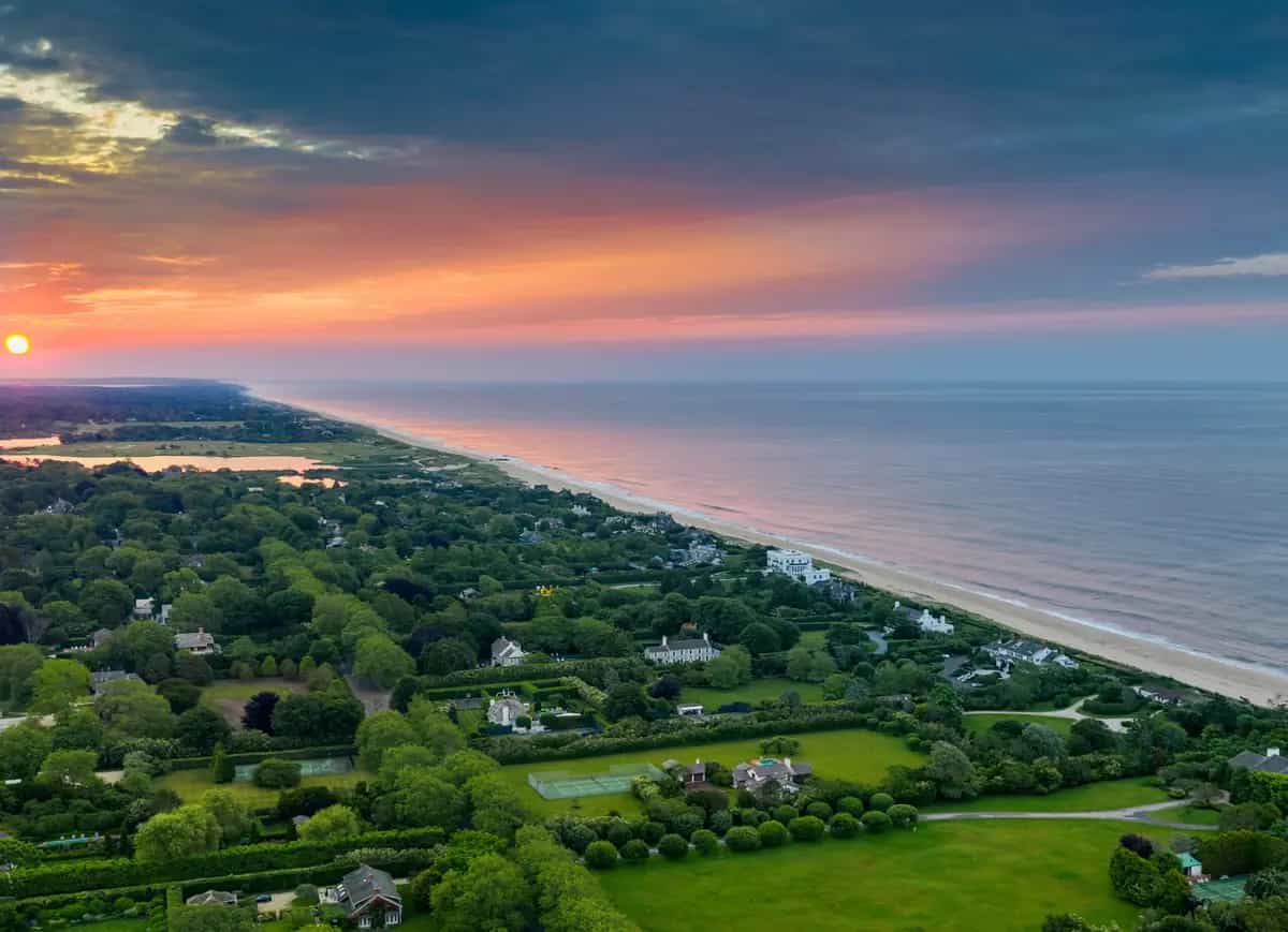 93, 97, 101 Lily Pond Lane, East Hampton. Photo courtesy of Hedgerow Exclusive Properties