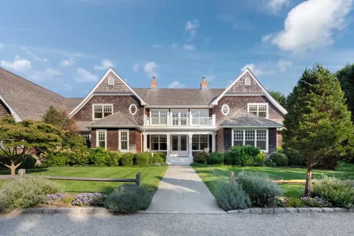 151 Cedar Street, East Hampton. Photo courtesy of Hedgerow Exclusive Properties