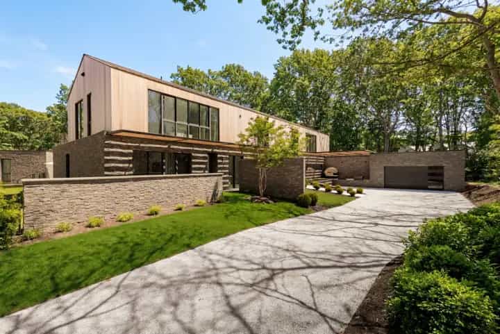 1694 Millstone Road, Sag Harbor. Photo courtesy of Hedgerow Exclusive Properties