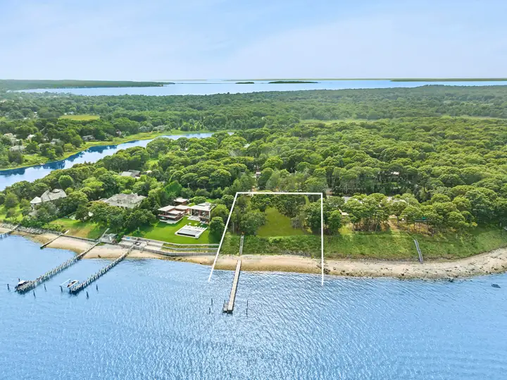 20 Forest Road, North Haven, sold for $10.995 million in March 2024. Hedgerow represented the seller. The sale is recorded as land.