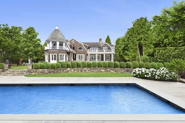 234 Wickapogue Road, Southampton. Photo courtesy of Hedgerow Exclusive Properties