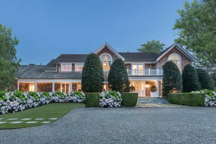 34 Cobb Hill Lane, Water Mill. Photo courtesy of Hedgerow Exclusive Properties