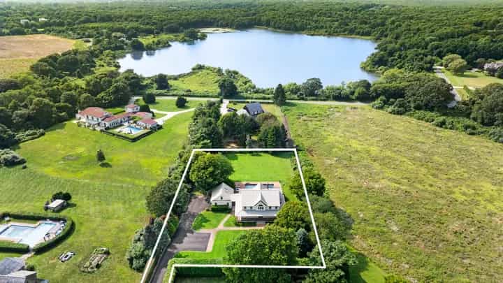 36 Sagg Road, Sagaponack. Photo courtesy of Hedgerow Exclusive Properties