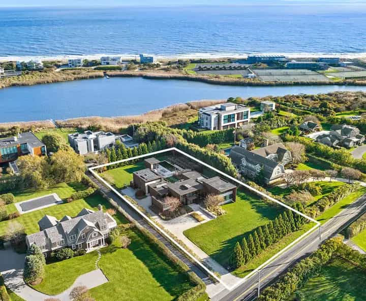385 Jobs Lane, Bridgehampton. Photo courtesy of Hedgerow Exclusive Properties