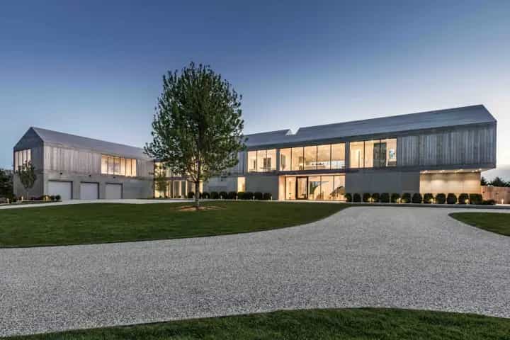 802 Town Line Road, Sagaponack. Photo courtesy of Hedgerow Exclusive Properties