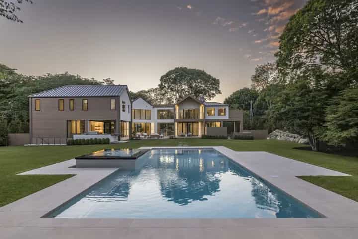 86 Skimhampton Road, East Hampton. Photo courtesy of Hedgerow Exclusive Properties