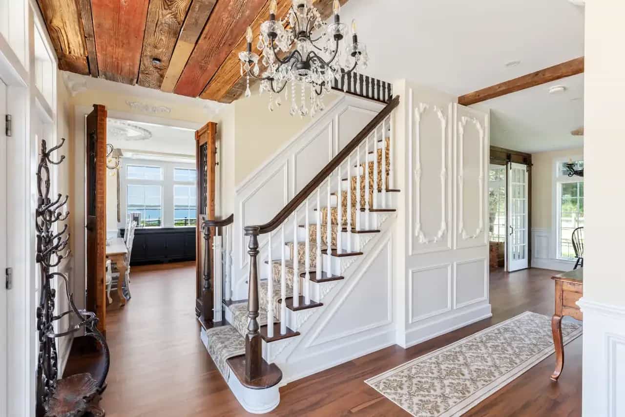 15 Edgemere Street, Montauk, photograph 3 of 8. Courtesy of Hedgerow Exclusive Properties