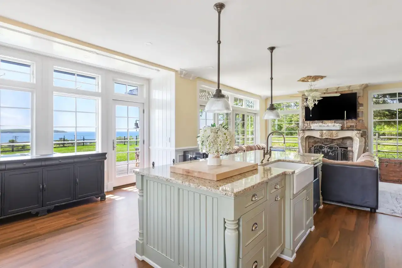 15 Edgemere Street, Montauk, photograph 8 of 8. Courtesy of Hedgerow Exclusive Properties