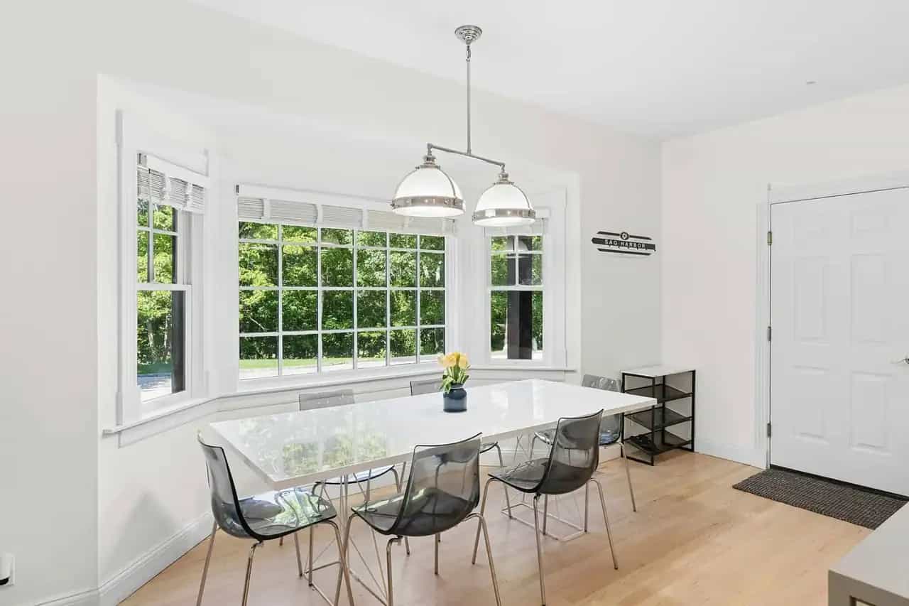 568 Old Sag Harbor Road, Bridgehampton, photograph 7 of 8. Courtesy of Hedgerow Exclusive Properties