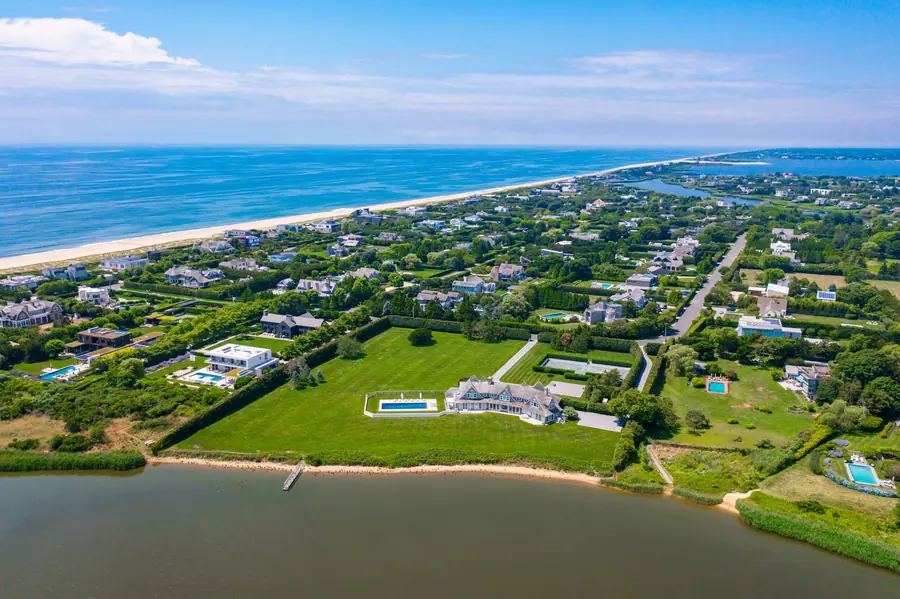 A Hamptons Home Sells for Roughly $45 Million, The Wall Street Journal. Image courtesy of Hedgerow Exclusive Properties