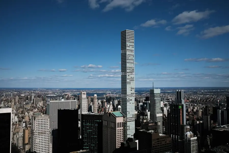 Condo at New York’s 432 Park Avenue in Contract to Sell for Roughly $70 Million, The Wall Street Journal. Image courtesy of Hedgerow Exclusive Properties