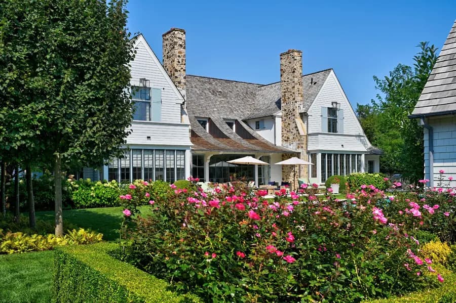 This $19 Million Hamptons Estate Is a One-Acre Manicured Paradise, Robb Report. Image courtesy of Hedgerow Exclusive Properties